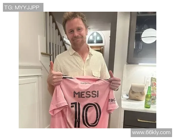 男款睡衣足球明星时尚潮流解析,舒适与风格兼具的完美选择