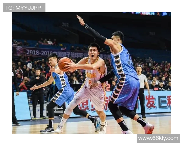 南京篮球队在邀请赛中的战术表现分析与评估